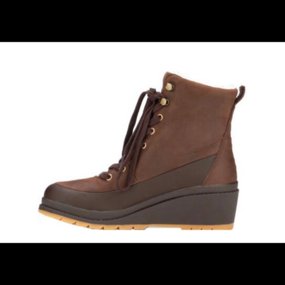 Muck Boots Women’s Liberty Waterproof Alpine Supreme with Shearling - Picture 2 of 10